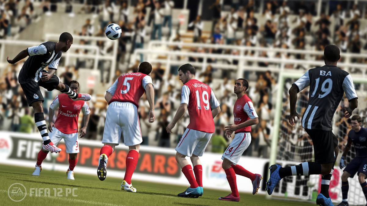 FIFA 12: Das Spiel wurde neben der PlayStation 3 und Xbox 360 auch für den PC 1:1 umgesetzt, darüber hinaus entsprechende Versionen für Nintendo DS und Sonys PlayStation Vita