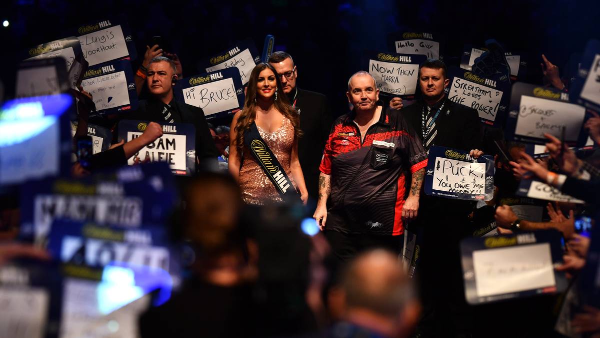 An Neujahr 2018 war Phil Taylors letzter großer Auftritt im Ally Pally. Zu diesem Zeitpunkt wusste kaum einer, dass es auch der letzte Auftritt der Walk-on-Girls bei einer WM sein würde