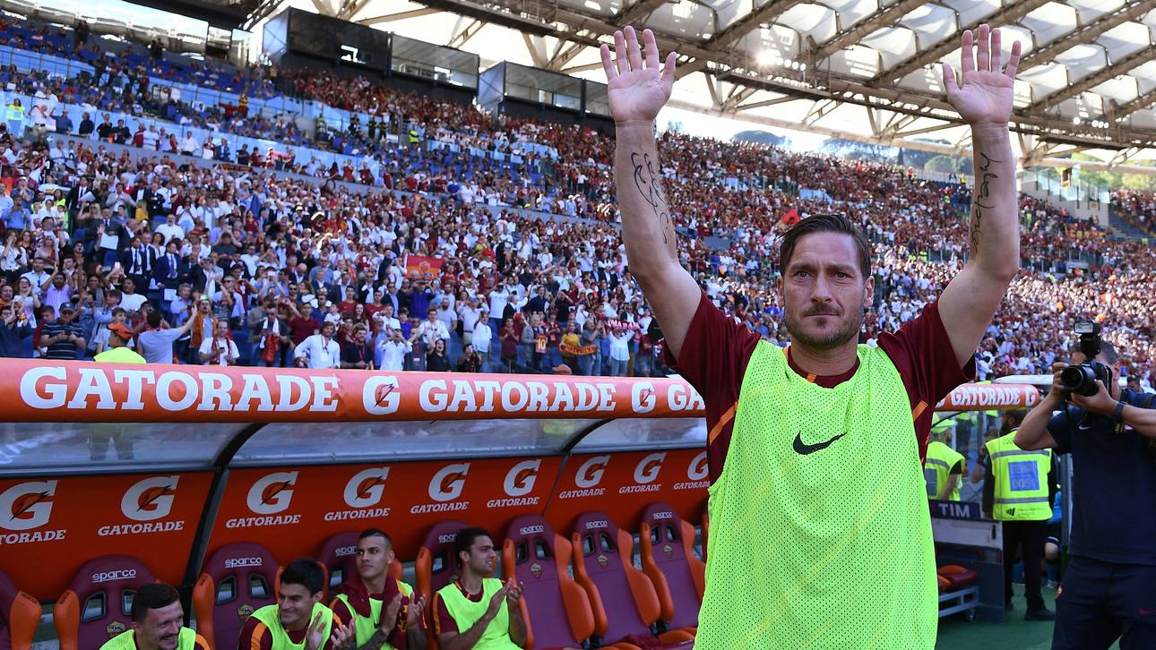 Totti beendet seine aktive Karriere