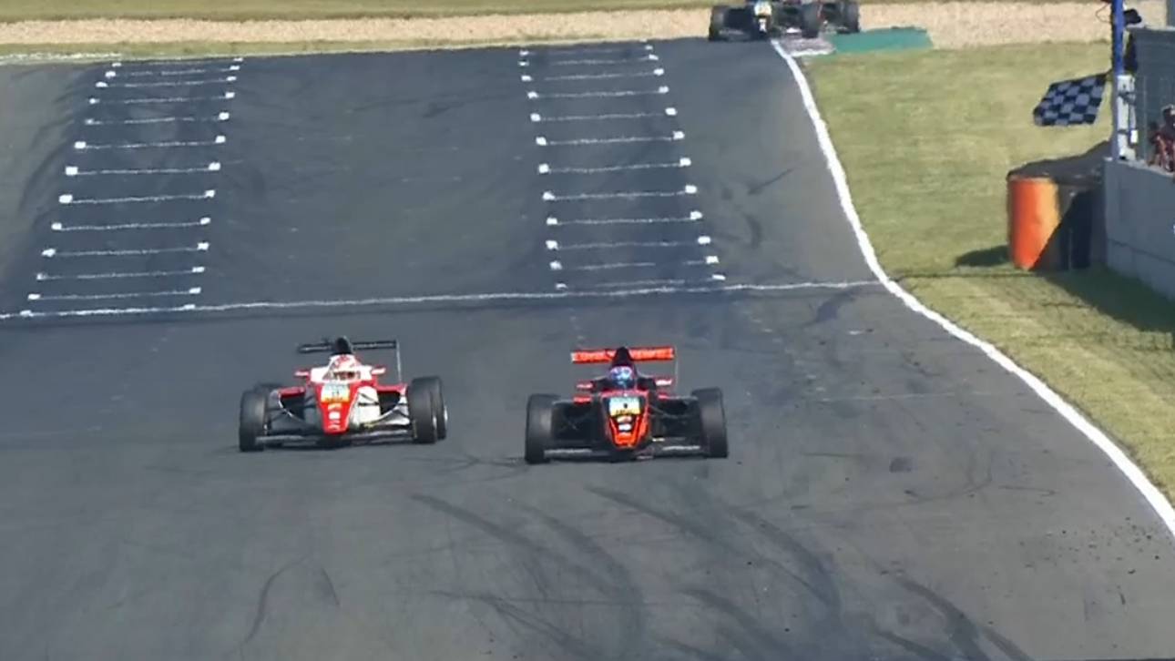 Formel 4: Drugovich gewinnt 2. Lauf