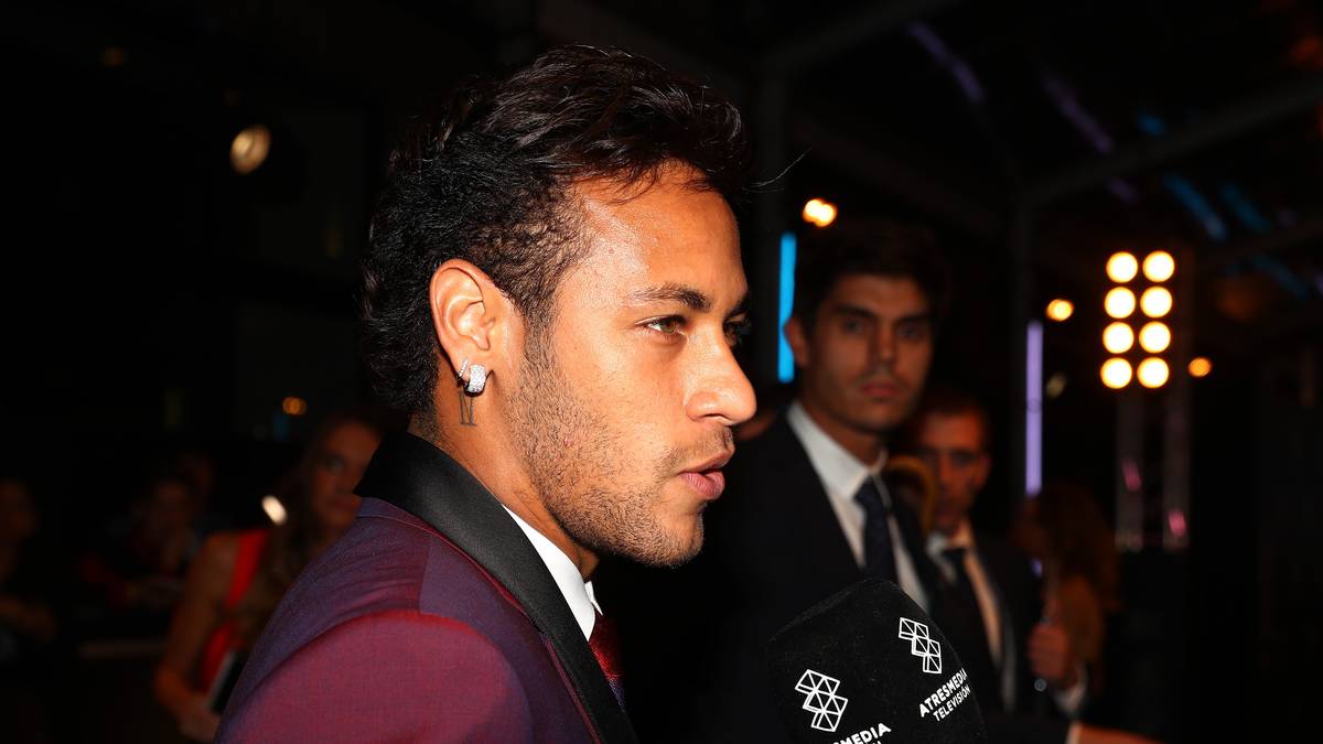 Der dritte Kandidat im Rennen um den Weltfußballer ist PSG-Stürmerstar Neymar 
