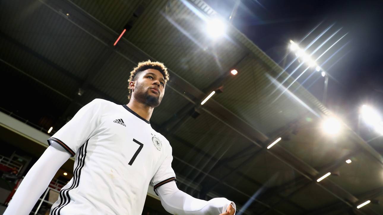 Aufstellung: Zwei Debütanten starten