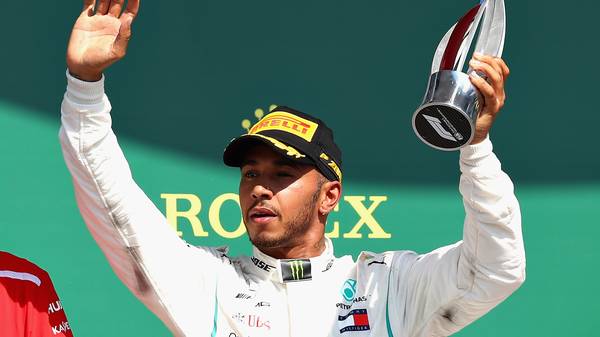 Formel 1 - Weltmeister Lewis Hamilton hat seinen Vertrag bei Mercedes verlängert 