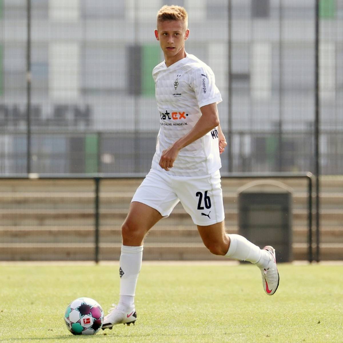 Fußball-Bundesligist Borussia Mönchengladbach verleiht Torben Müsel für ein halbes Jahr an den belgischen Erstligisten KAS Eupen.