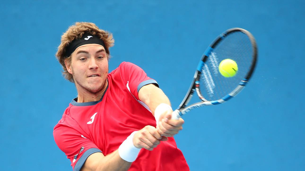 Struff übersteht Auftakthürde