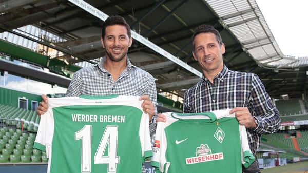 Werder Bremen Unveils New Signing Claudio Pizarro