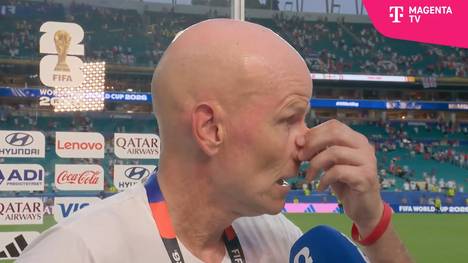 Norwegens Trainer Solbakken ist die Trauer über das Viertelfinal-Aus gegen England ins Gesicht geschrieben.