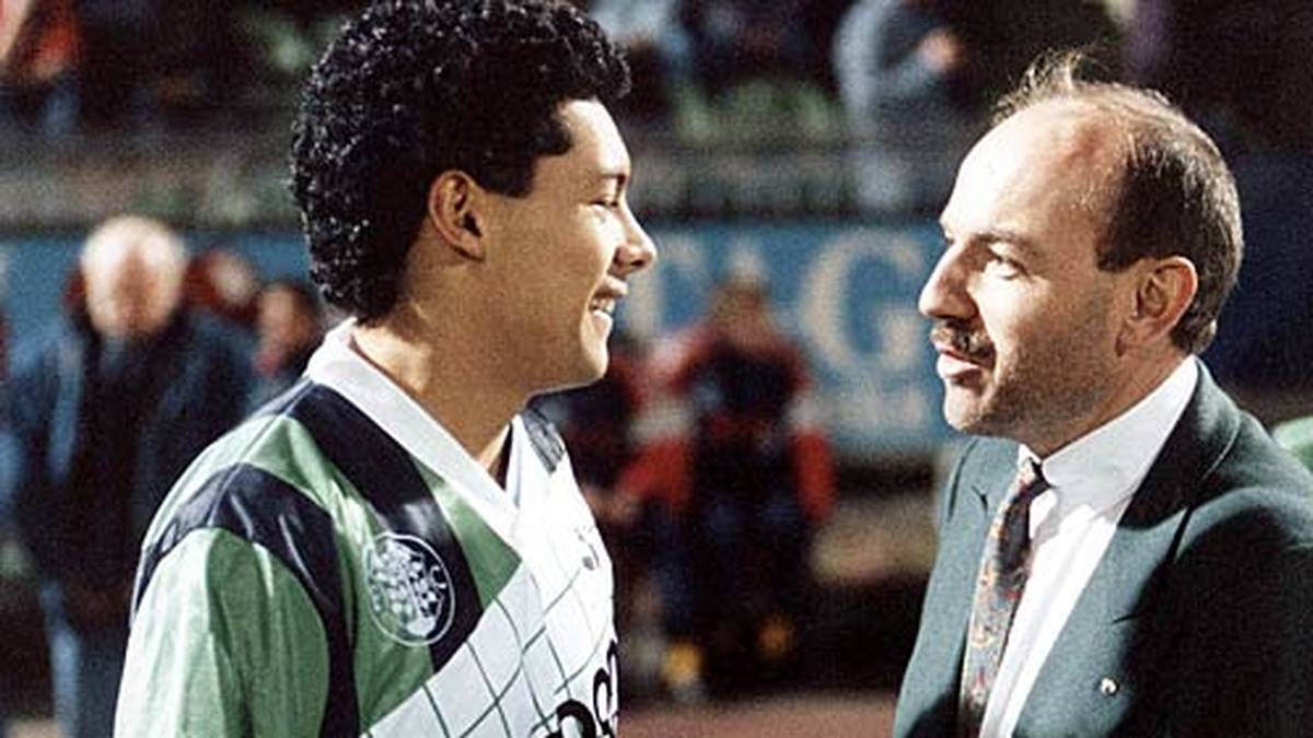 RODOLFO ESTEBAN CARDOSO: 1990 verpflichtet Homburgs Präsident Manfred Ommer das Talent vom argentinischen Klub Estudiantes. Den Durchbruch schafft Cardoso aber erst nach seinem Wechsel zum SC Freiburg, mit dem er die Bundesliga aufmischt. Später spielt er zudem für Bremen und den HSV in der Bundesliga