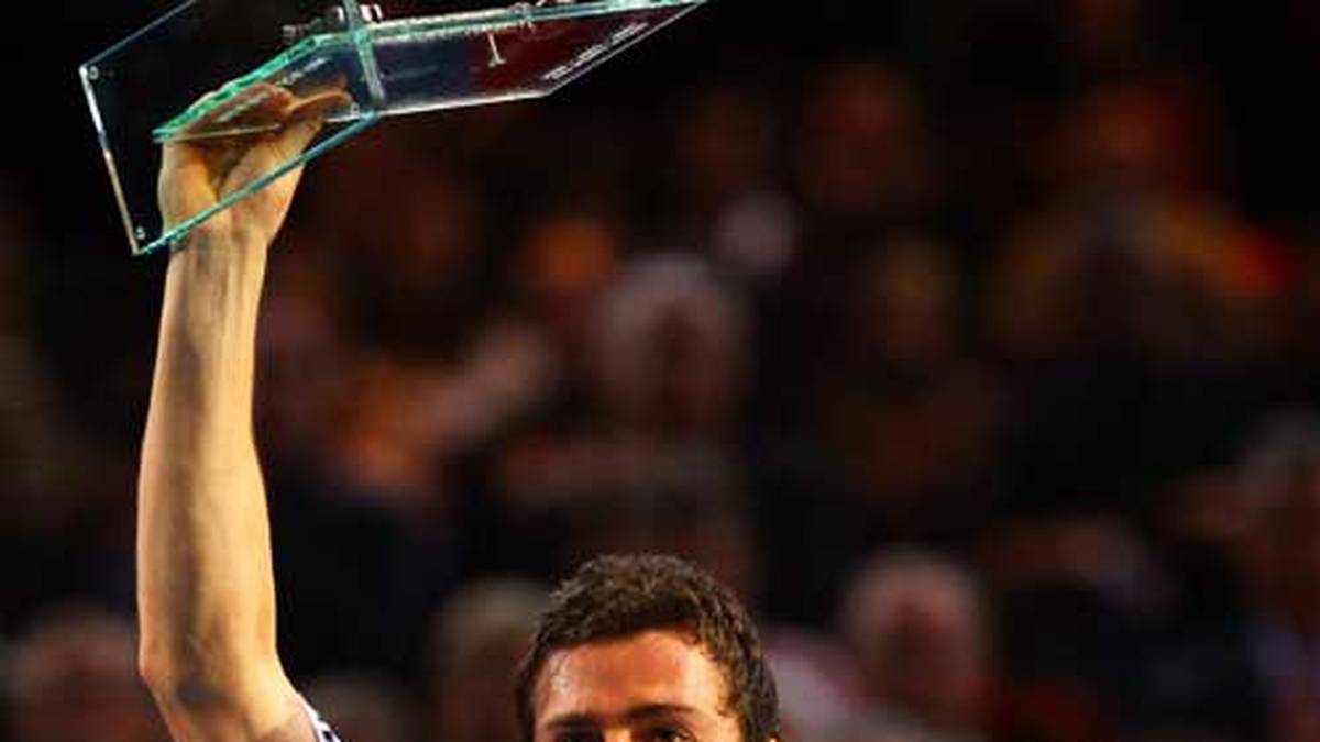 Im Alter von 29 Jahren beendet Marat Safin beim ATP-Masters von Paris seine Karriere. Sport1.de blickt in Bildern auf die Laufbahn des Russen zurück