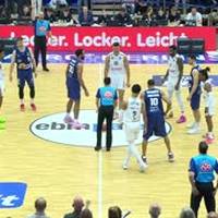 Spiel Highlights zu HAKRO Merlins Crailsheim - Bamberg Baskets 