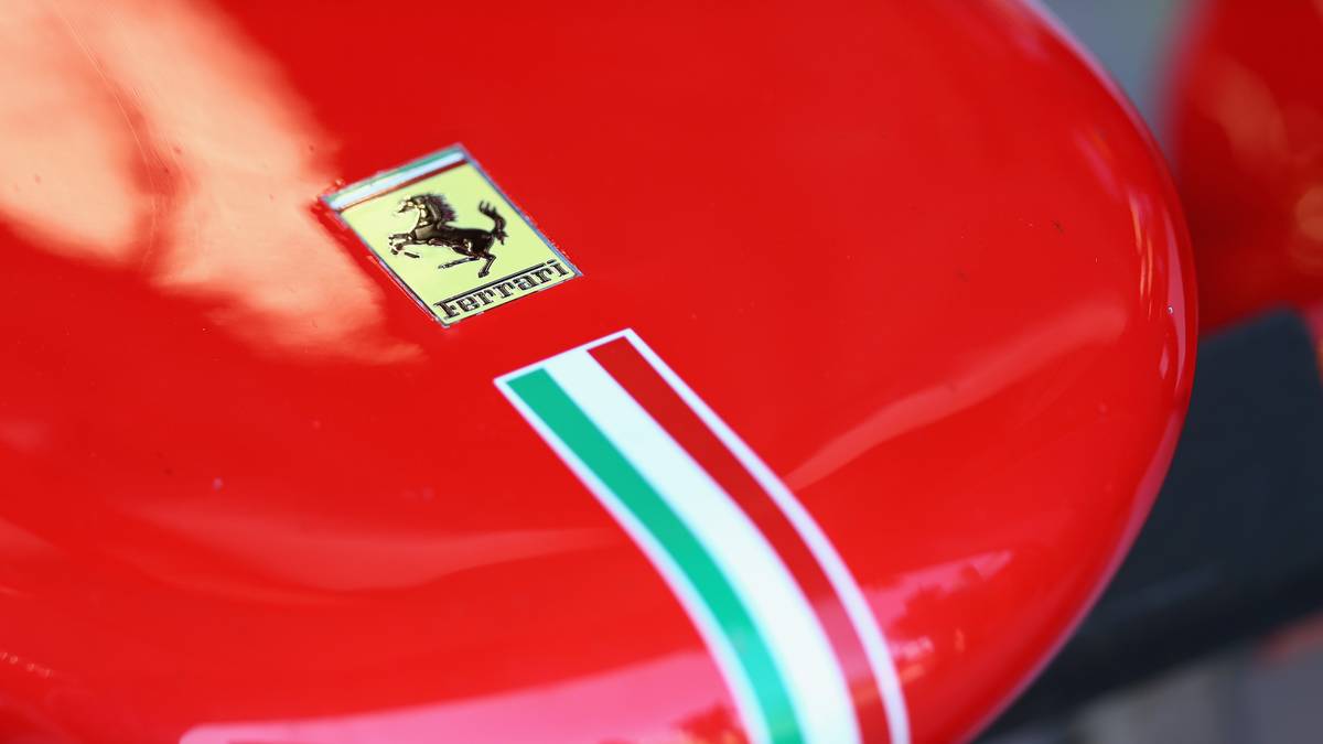 DESIGN: Den neuen Vorgaben sei Dank, die F1-Boliden schauen um Welten besser aus, die Fahrzeugnasen sind keine Hubbel-Zinken mehr, und auch das Sound-Design bei Mercedes und Ferrari ist eine Wohltat für die Ohren nach den akustischen Rohrkrepierern des Vorjahres