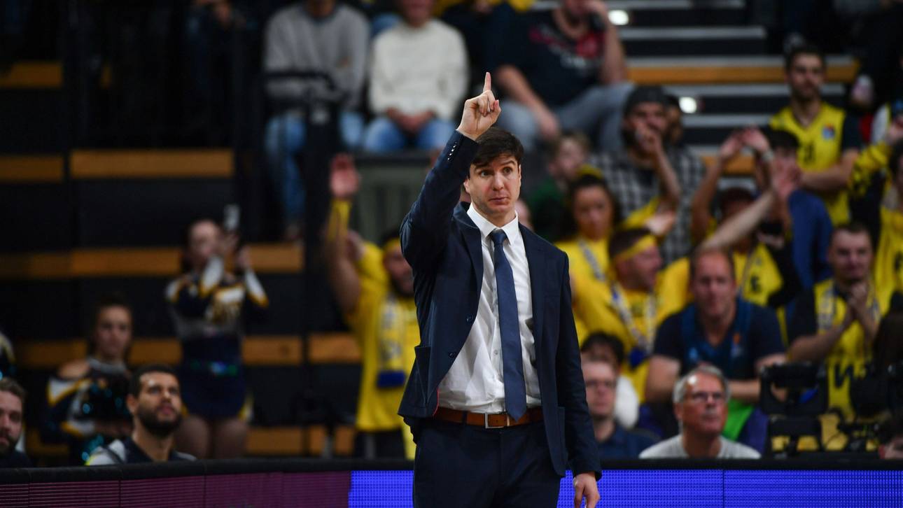 ALBA stellt neuen Trainer vor