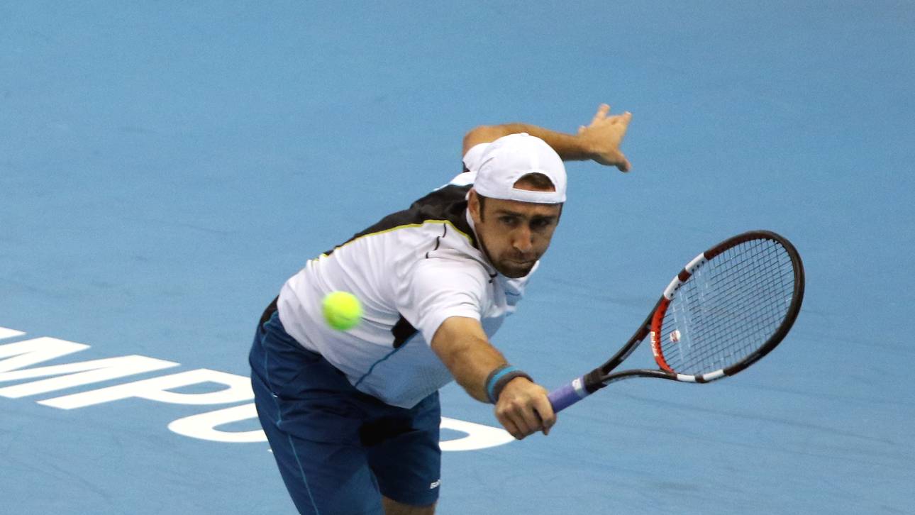 Becker zieht ins Halbfinale ein