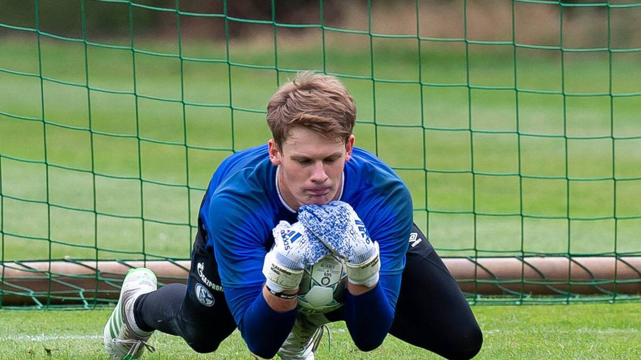 Ausrüsterwechsel: Wirbel um Nübel