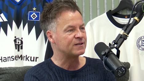 Im SPORT1-Podcast Deep Dive spricht Kommentator Oliver Forster über die Rolle der Ostklubs nach der Wiedervereinigung.