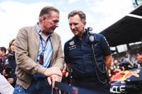 Der Streit zwischen Red-Bull-Boss Christian Horner und den Vater von Max Verstappen, Jos, geht in die nächste Runde. Dieses Mal geht es um die Teilnahme von des Niederländers an einem Legenden-Rennen in Österreich. Im Hintergrund geht es aber um viel mehr.