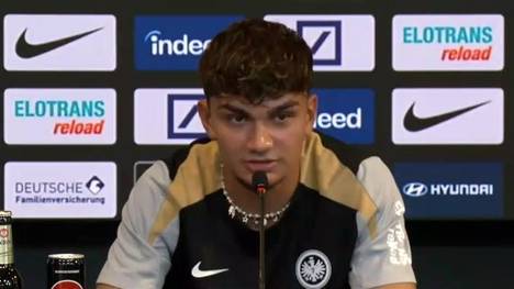 Eintracht Frankfurts Neuzugang Can Uzun bezeichnet Lionel Messi als sein großes Vorbild. Aus dem Grund strebt der Youngster eine ganz besondere Rückennummer an.