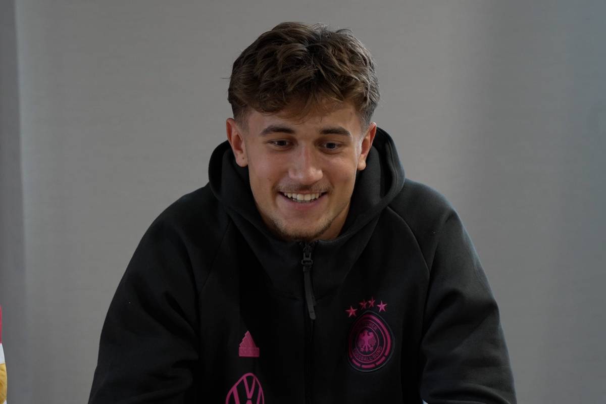Wären Sie lieber bei der A-Nationalmannschaft, Herr Bischof?
