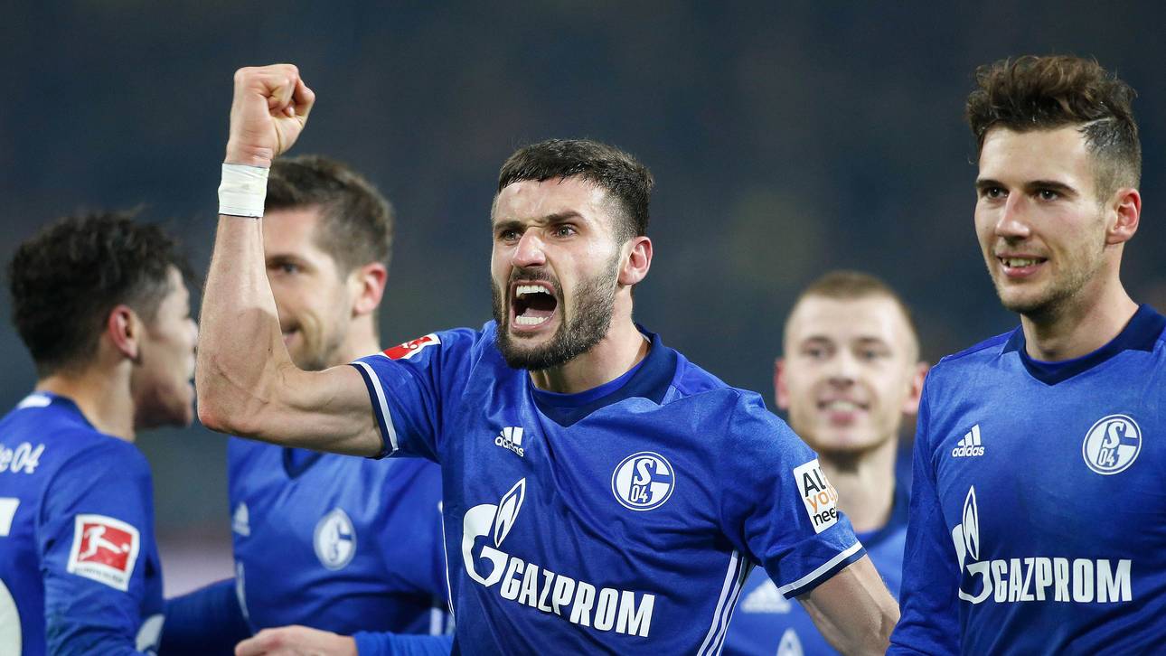 Schalke verkauft Derbysieger-Shirts