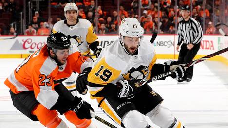 Pittsburgh Penguins v Philadelphia Flyers - Game Four