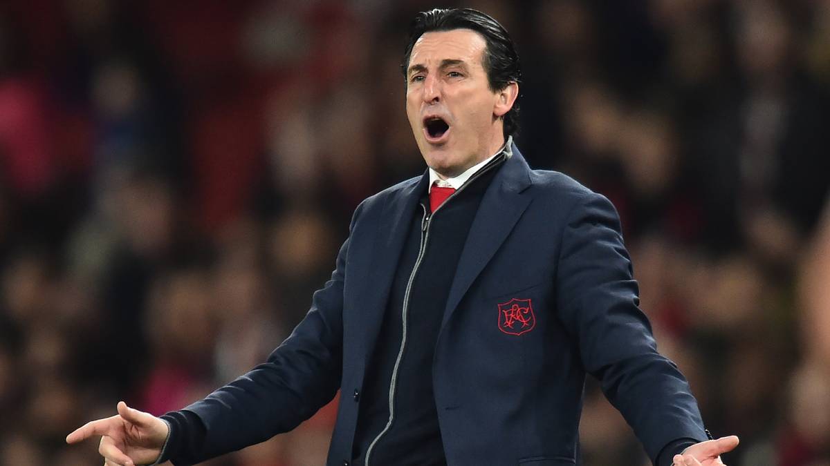 Mit Unai Emery erwischt es auch einen Trainer - damals noch von Paris Saint-Germain. Während des Ligapokalspiels in Straßburg wird der Coach ausgeraubt. Diebe nutzten die Auswärtsfahrt des Spaniers und brechen in dessen Wohnung im 16. Stadtbezirk ein. Luxustaschen, teure Kleidung und eine Rolex-Uhr im Wert von 20.000 Euro werden entwendet. SPORT1 zeigt weitere Sportler als Verbrechensopfer