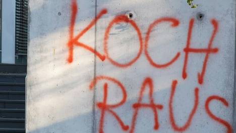 Die DFB-Zentrale wurde mit Graffiti beschmiert