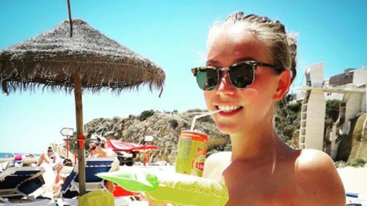 Die junge Dame arbeitet auch als Schauspielerin und Model