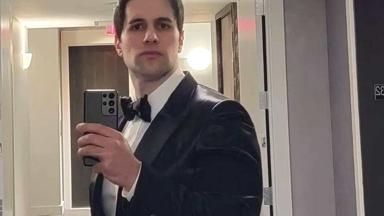 Anwalt Steve Dimopoulos inszeniert sich gerne auf Social Media