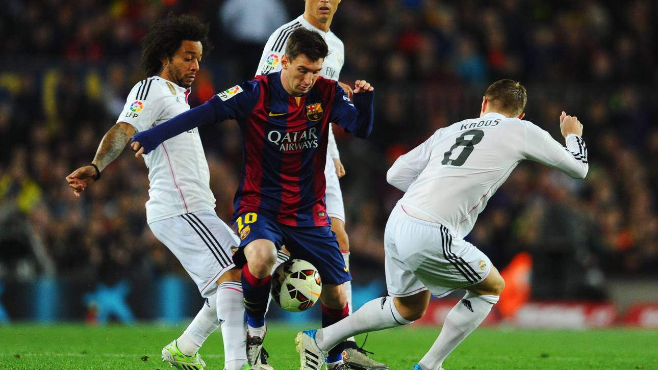 FC Barcelona v Real Madrid CF - La Liga