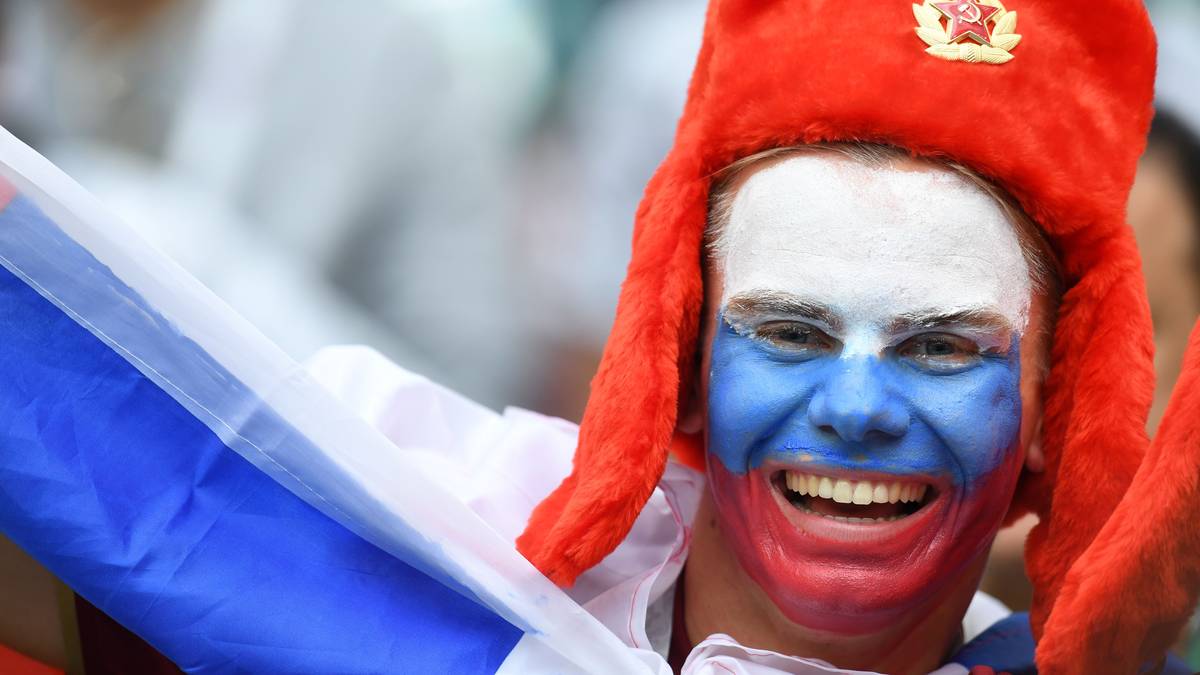 Das 5:0 im Eröffnungsspiel gegen Saudi-Arabien hatte im Gastgeberland niemand erwartet