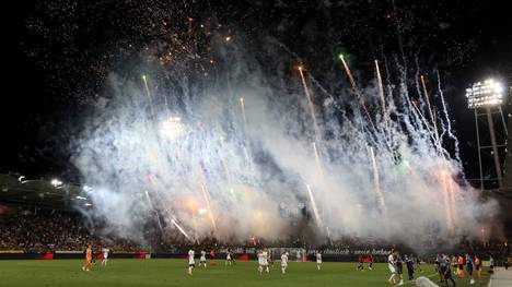 Die Fans von Sturm Graz sorgen für eine Zwangsunterbrechung im Spitzenduell mit Red Bull Salzburg