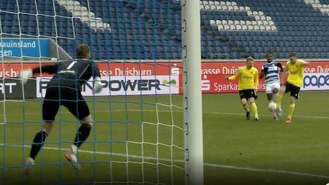 Der 1. FC Saarbrücken bleibt nach einem Sieben-Tore-Spektakel weiter oben dran. Gegen den MSV Duisburg gelingt am Ende ein 4:3-Auswärtssieg.