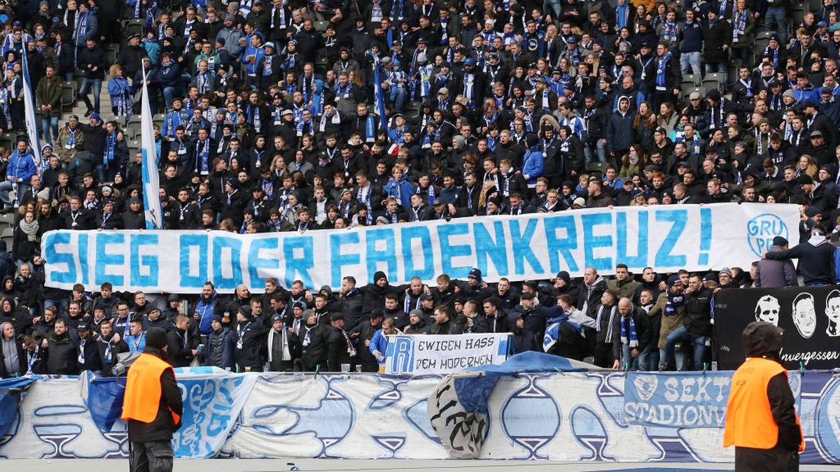 In Berlin protestierten beide Fan-Lager
