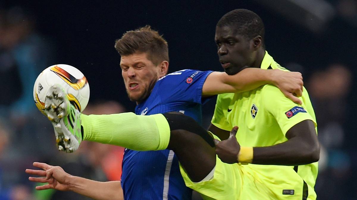 Im Sturmzentrum soll es wieder Klaas-Jan Huntelaar richten. Im ersten Gruppenspiel in Nikosia erzielte der Hunter zwei Tore