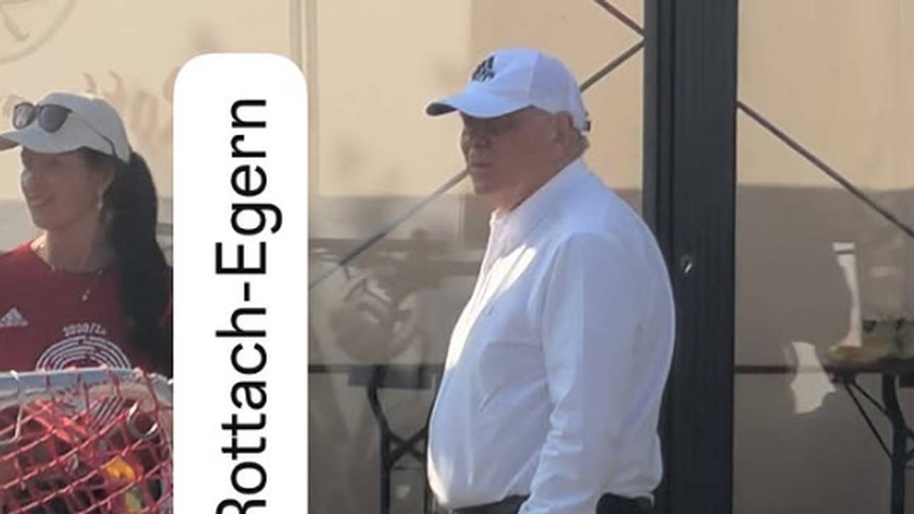 Auch Uli Hoeneß ist vor Ort