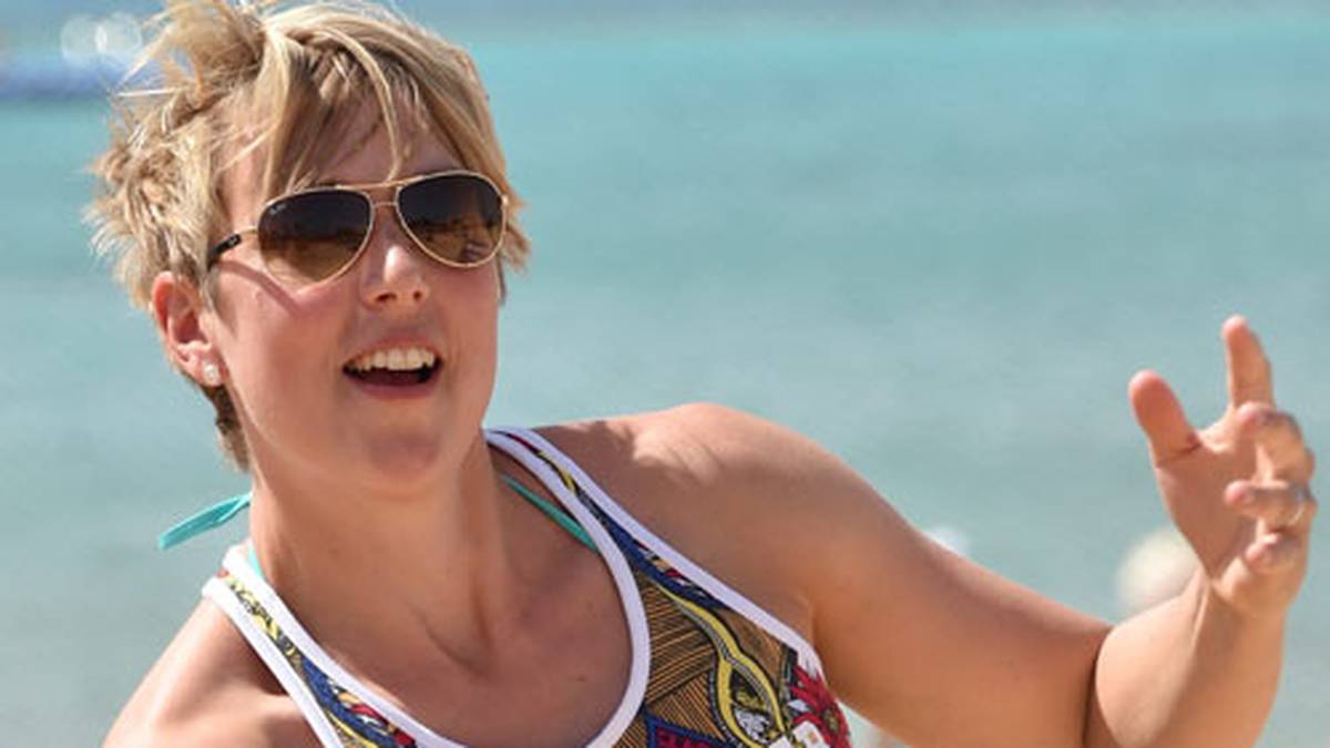 Treffsicherheit ist auch beim Boccia gefragt. Hier versucht sich Christina Obergföll, die im vergangenen Jahr "Champion des Jahres" wurde