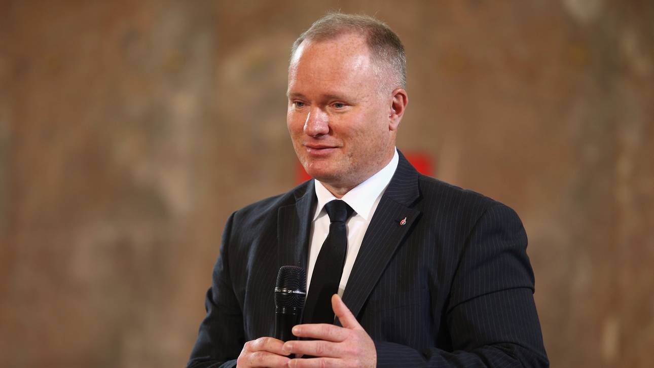 Hamburger Politiker über HSV besorgt