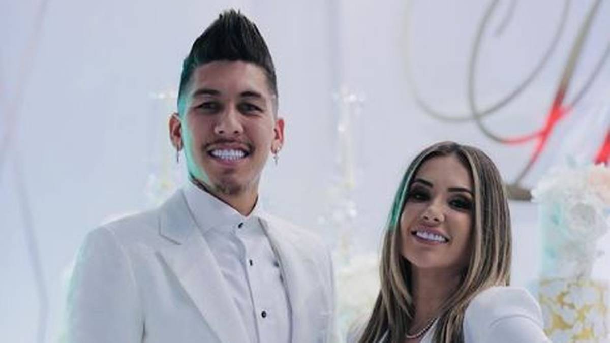 Roberto Firmino vom FC Liverpool gratuliert seiner Ehefrau Larisa Pereira zum Geburtstag. "Happy Birthday, my Love", schrieb der Brasilianer zu diesem Foto. Dem Anlass entsprechend zeigen sich beide ganz in weiß
