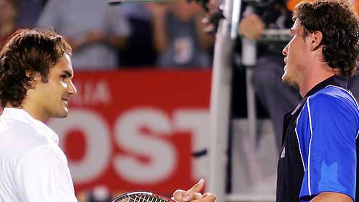 Nach einem dramatischen Schlagabtausch gewann Safin das Duell mit 5:7, 6:4, 5:7, 7:6 und 9:7