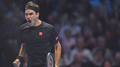 Roger Federer hat seinen ersten Sieg gegen Novak Djokovic seit vier Jahren gefeiert
