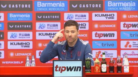 Xabi Alonso will trotz 13 Punkte Vorsprung nicht von der Meisterschaft sprechen und erinnert an den Vorfall von Unterhaching im Jahr 2000.