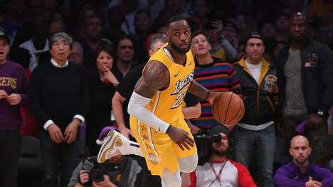 LeBron James und die Los Angeles Lakers treffen auf die Detroit Pistons