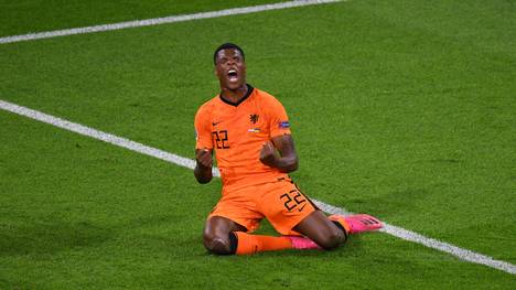 Denzel Dumfries ist bisher der Spieler der Europameisterschaft. Warum auch der FC Bayern und der neue Trainer Julian Nagelsmann beim Niederländer hellhörig werden.