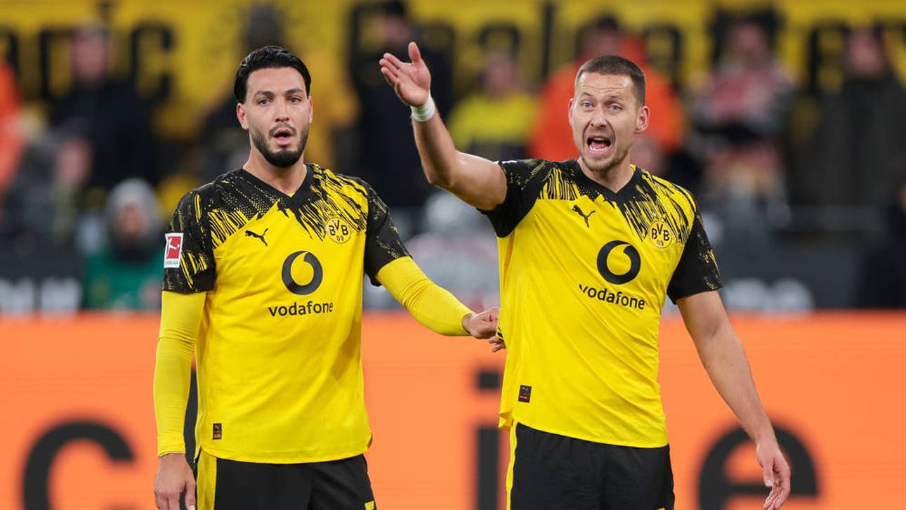 Ramy Bensebaini (l.) fällt für die anstehenden Länderspiele aus