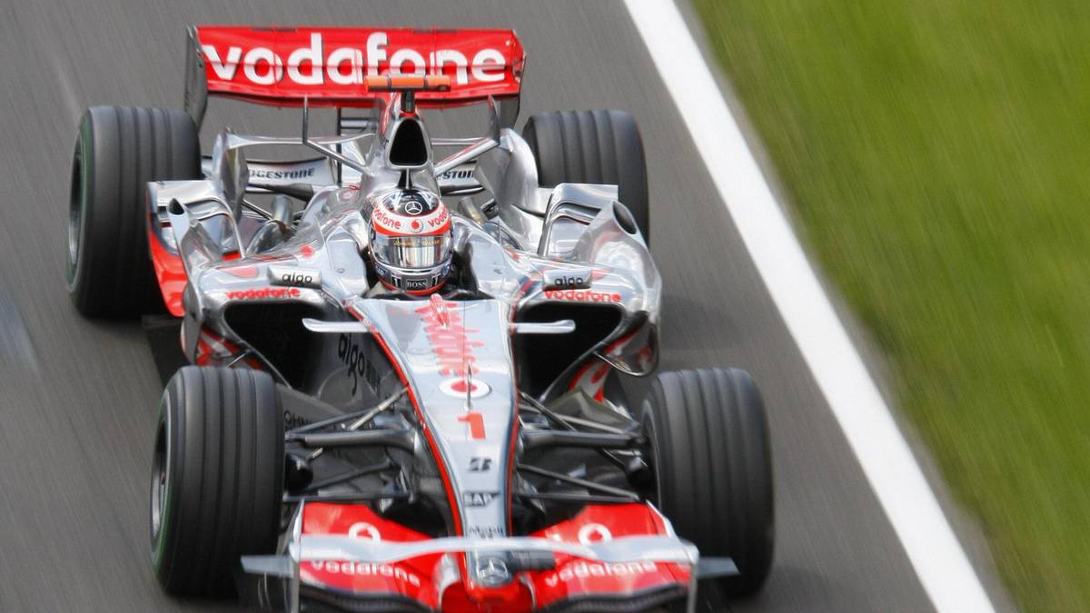 McLaren-Mercedes legt gegen die Wertung dieses Rennens wegen zu niedriger Benzintemperaturen bei zwei anderen Teams Berufung ein, diese wird jedoch abgeschmettert