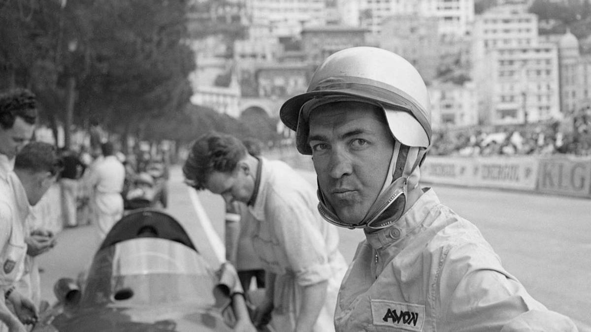 STUART LEWIS-EVANS (1957): Vanwall, 2 Poles