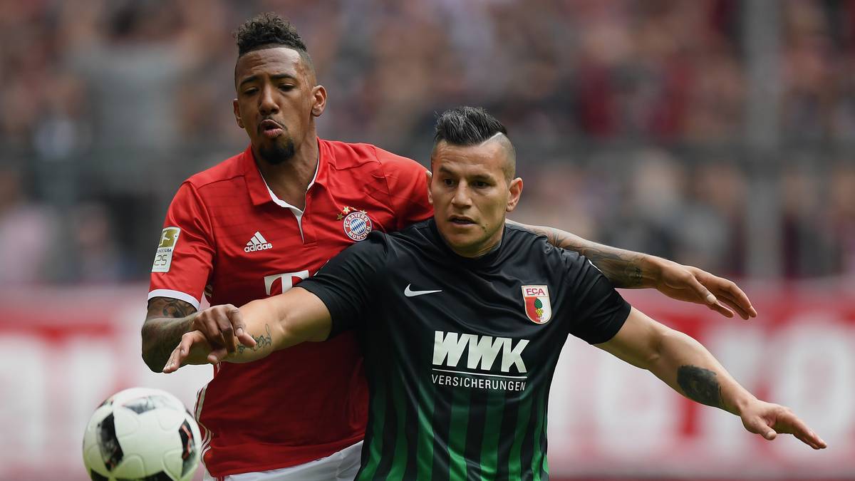 Jerome Boateng (l.) steht erstmals seit über vier Monaten (2:3 in Rostow am 23.11.) wieder in der Startelf der Münchner