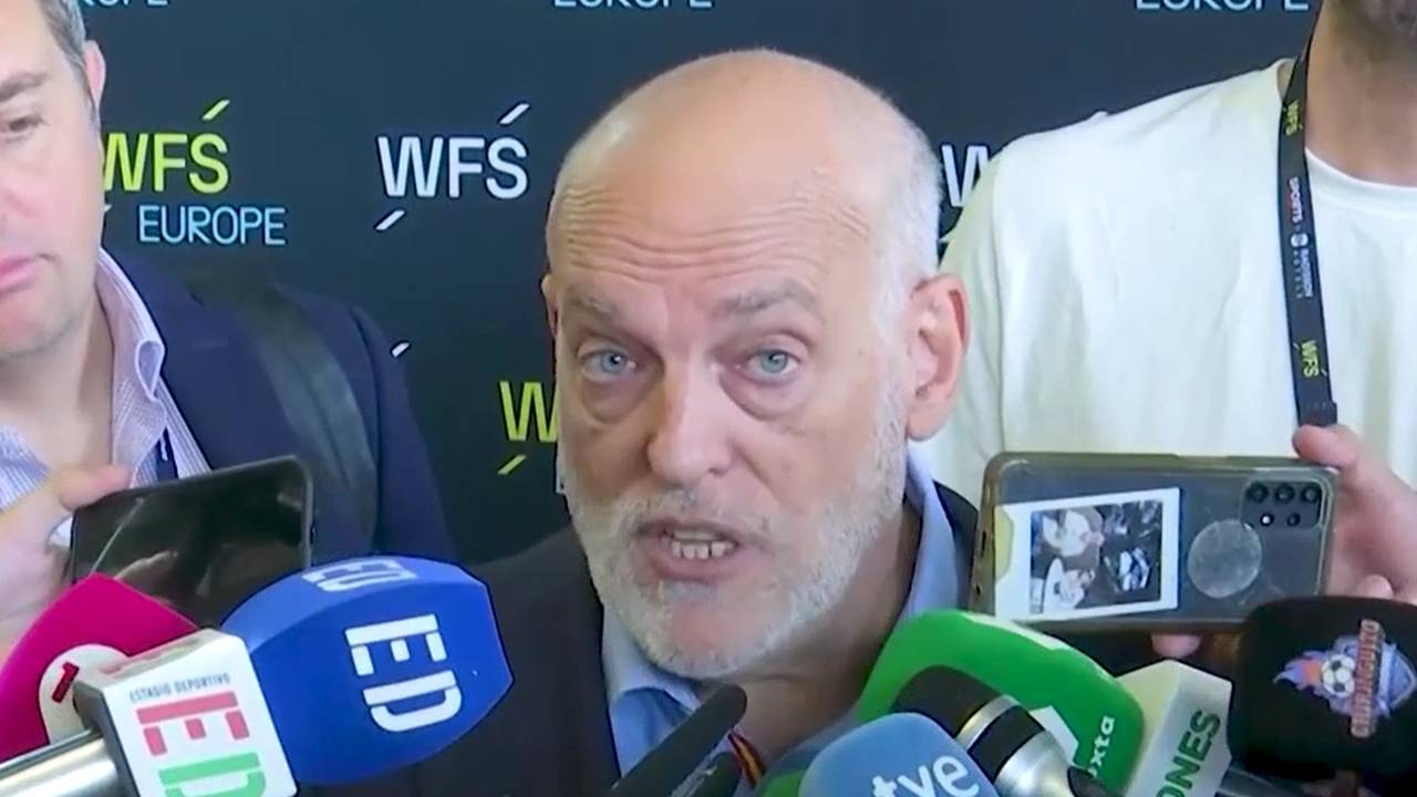 Liga-Boss will Fußballer bei Streikplänen unterstützen!