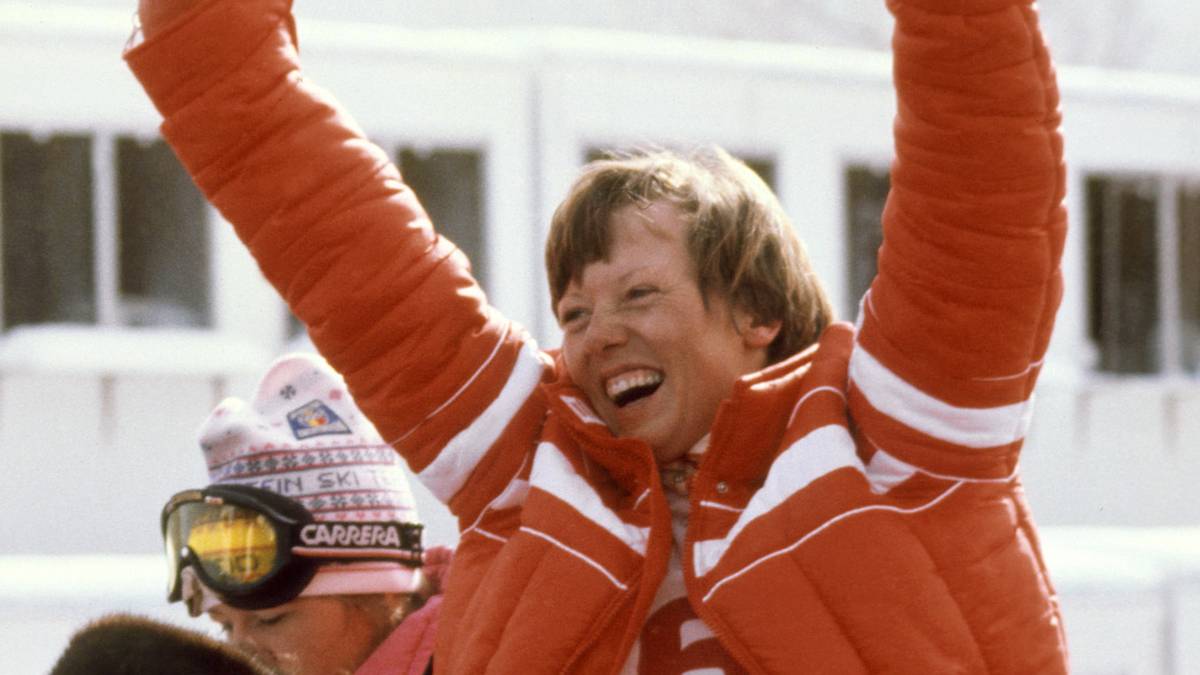 PLATZ 2 - ANNEMARIE MOSER-PRÖLL (ÖSTERREICH): Sie war die Speed-Queen ihrer Zeit. In der Abfahrt heimste die Österreicherin unglaubliche 36 Weltcup-Siege ein. Ihre insgesamt 62 Erfolge im Weltcup waren lange unerreicht - bis Lindsey Vonn den Rekord 35 Jahre später brach und auf 82 schraubte