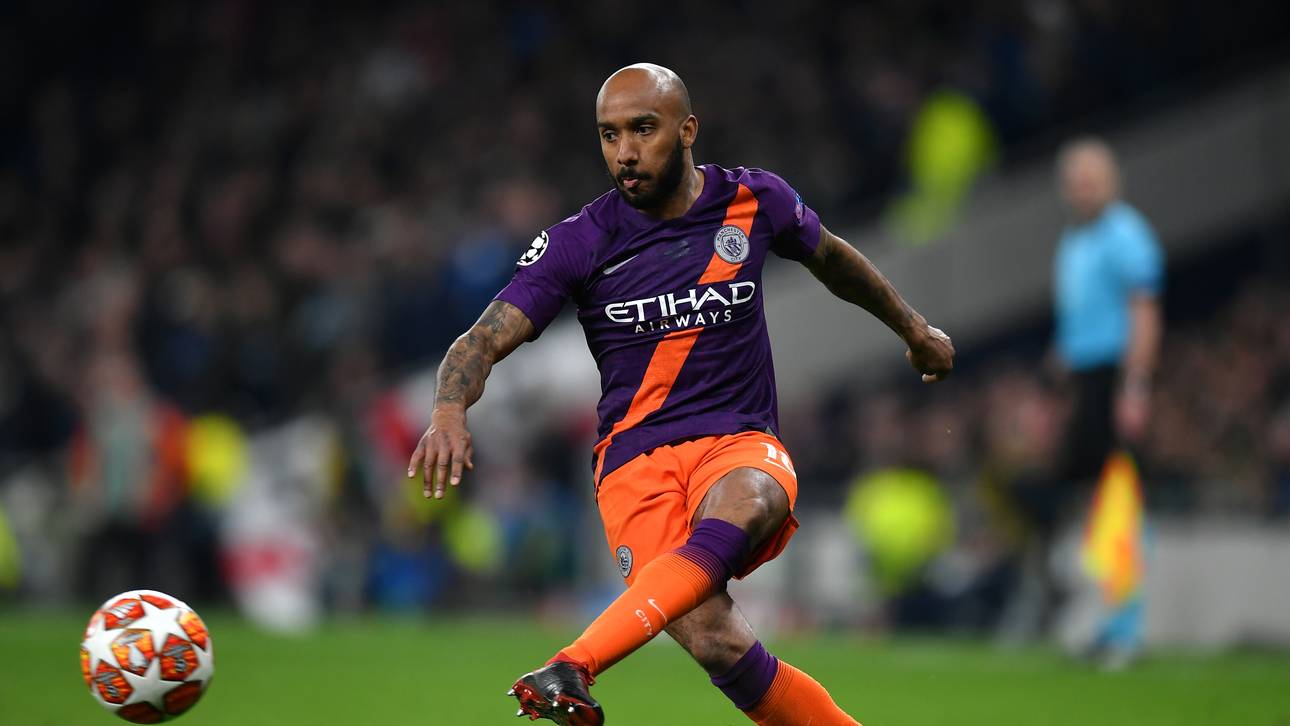 Everton holt Delph von ManCity